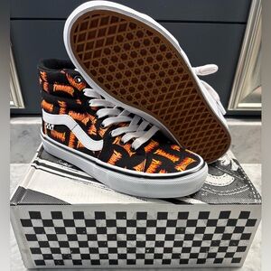 Vans SK8 Hi Top Skate Thrasher Men’s Shoe W/ Space Laces Black Orange Size 6.5